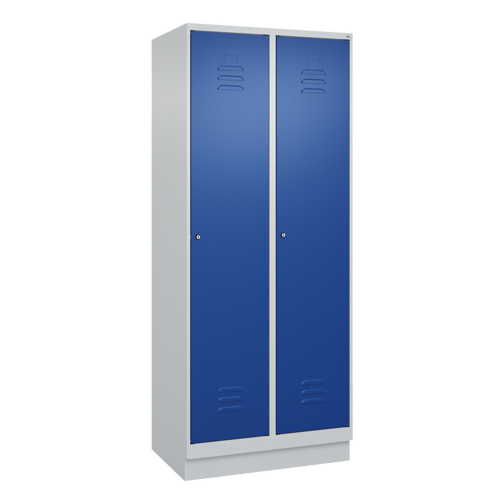 Produktabbildung: C+P Wäsche-Spind Classic PLUS, Sockel, 2 Abteile, HxBxT 1.950 x 800 x 500 mm, lichtgrau, enzianblau, Zylinderschloss, ohne Mitteltrennwand