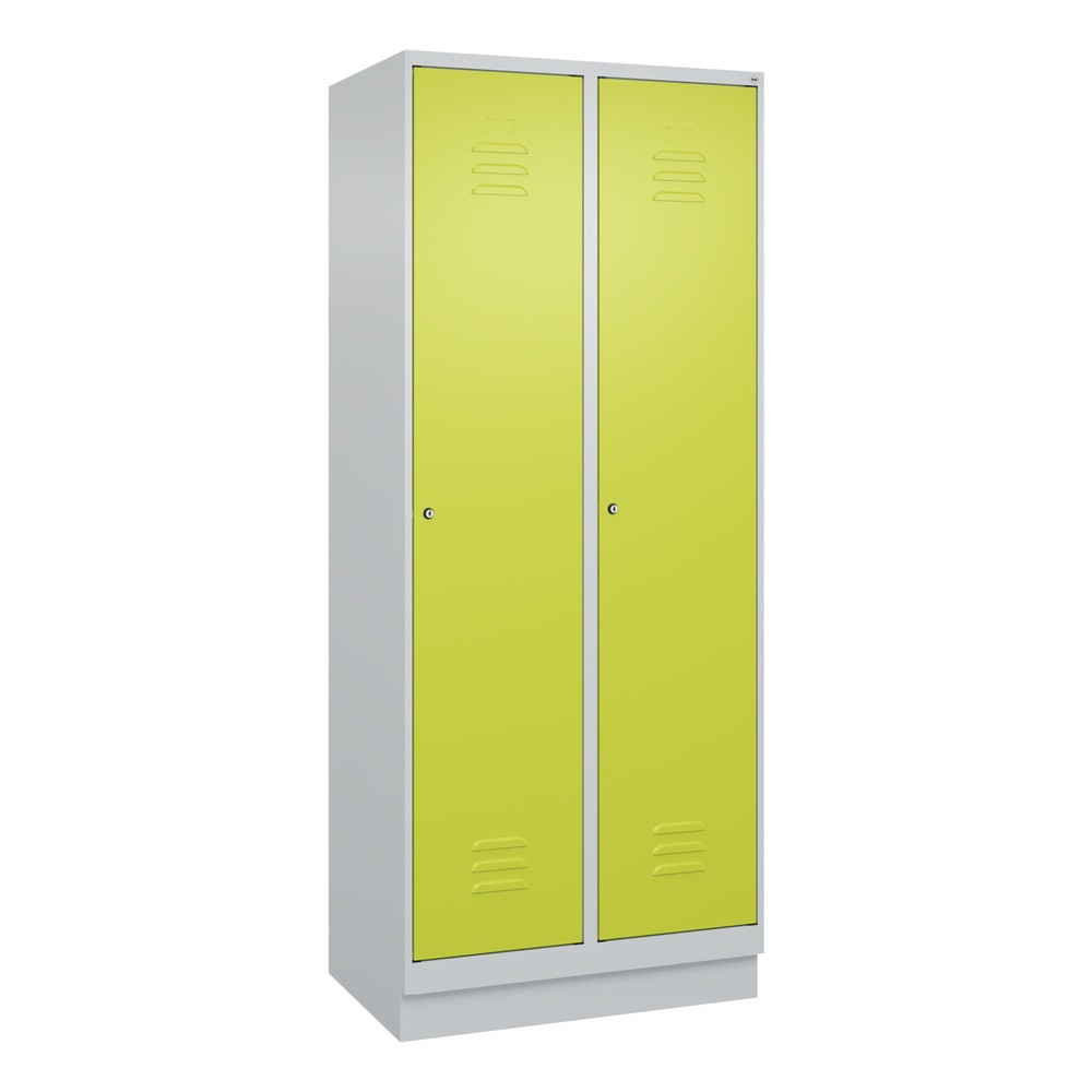 Produktabbildung: C+P Wäsche-Spind Classic PLUS, Sockel, 2 Abteile, HxBxT 1.950 x 800 x 500 mm, lichtgrau, clowngrün, Zylinderschloss, ohne Mitteltrennwand