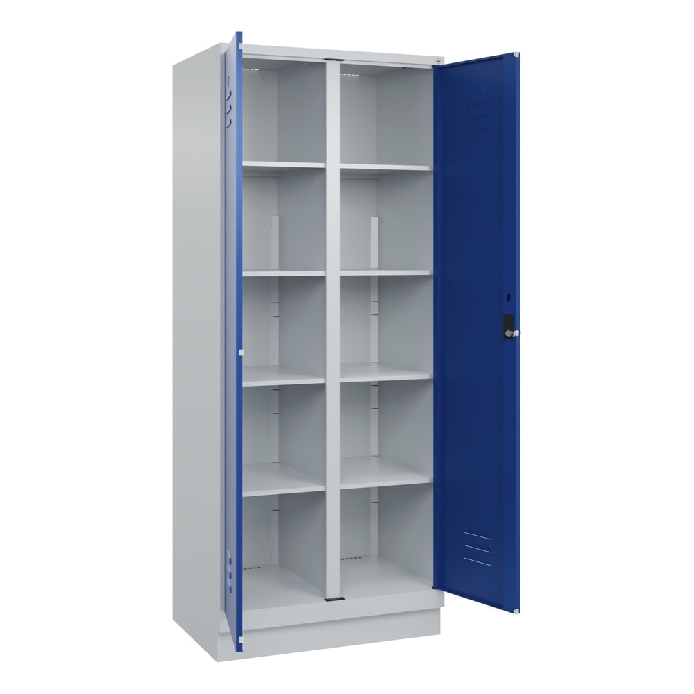C+P Wäsche-Spind Classic PLUS, Sockel, 2 Abteile, HxBxT 1.950 x 800 x 500 mm, lichtgrau, enzianblau, für Vorhängeschloss, mit Mitteltrennwand Produktabbildung: C+P Wäsche-Spind Classic PLUS, Sockel, 2 Abteile, HxBxT 1.950 x 800 x 500 mm, lichtgrau, enzianblau, für Vorhängeschloss, mit Mitteltrennwand