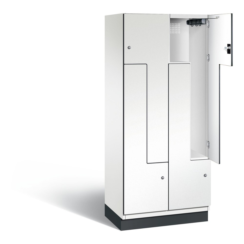 Produktabbildung: C+P Z-Garderobenschrank Cambio, 2 Abteile, Abteilbreite 400 mm, HxBxT 1980x800x525 mm, RAL 9016 Verkehrsweiß, Dekor Weiß, Sockel