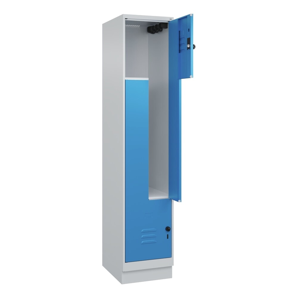 C+P Z-Spind Classic PLUS, Sockel, 2 Abteile, HxBxT 1.950 x 400 x 500 mm, lichtgrau, lichtblau, für Vorhängeschloss Produktabbildung Nr. 1: C+P Z-Spind Classic PLUS, Sockel, 2 Abteile, HxBxT 1.950 x 400 x 500 mm, lichtgrau, lichtblau, für Vorhängeschloss