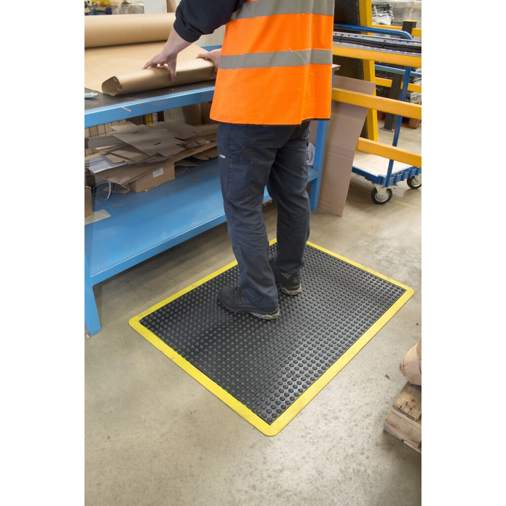 Produktabbildung Nr. 3: COBA Anti-Ermüdungsmatte Bubblemat Safety, BxL 600 x 900 mm, schwarz/gelb