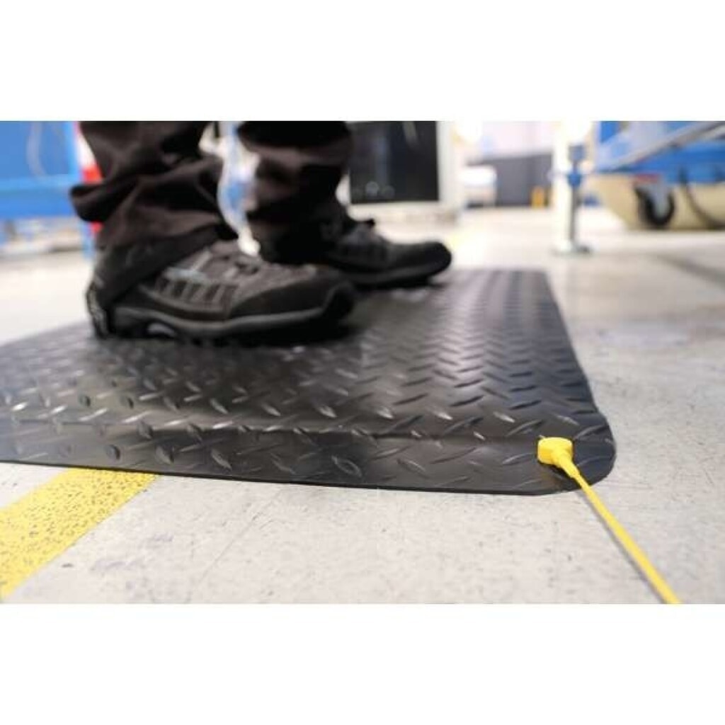 Produktabbildung Nr. 2: COBA Anti-Ermüdungsmatte Deckplate Anti-Static, BxL 600 x 900 mm, schwarz