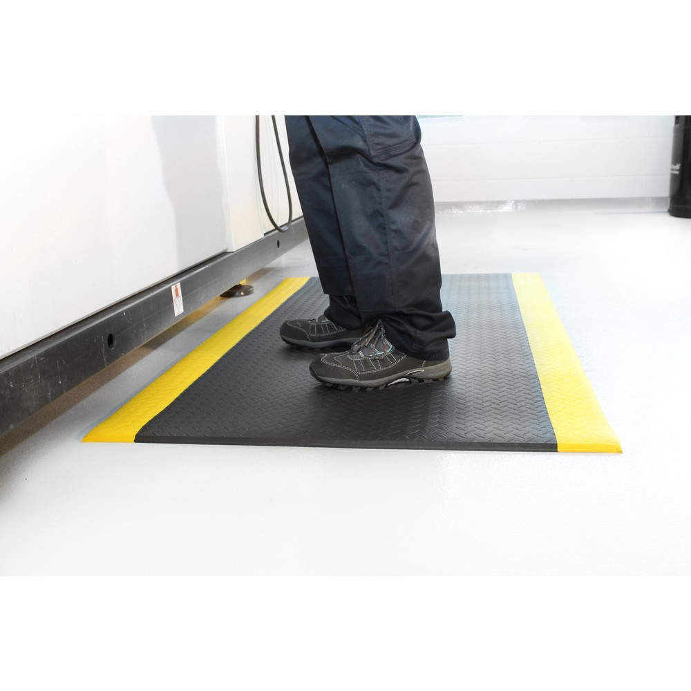Produktabbildung Nr. 4: COBA Anti-Ermüdungsmatte Orthomat® Diamond, BxL 900 x 1.500 mm, schwarz/gelb