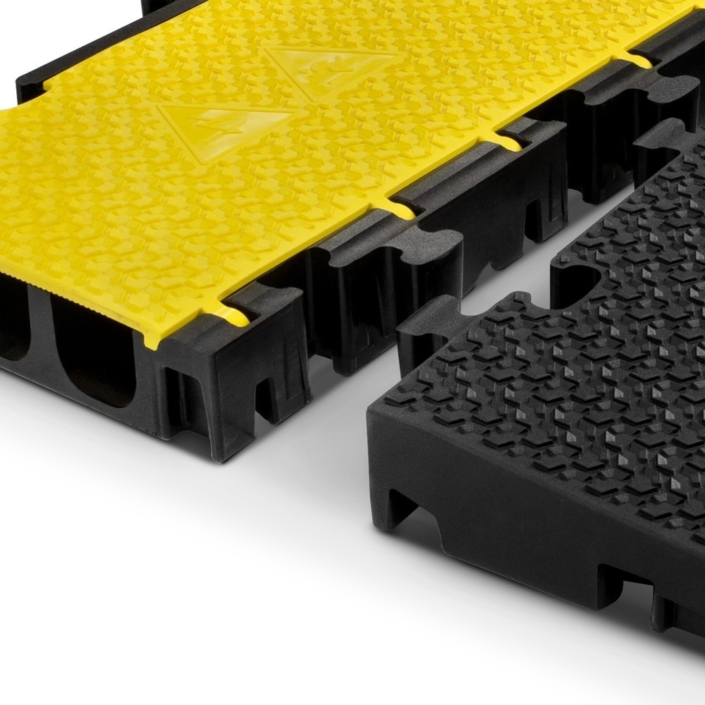 Číslo obrázka výrobku 4: Defender® by Adam Hall káblový kanál 3, 2D rampa, čierna
