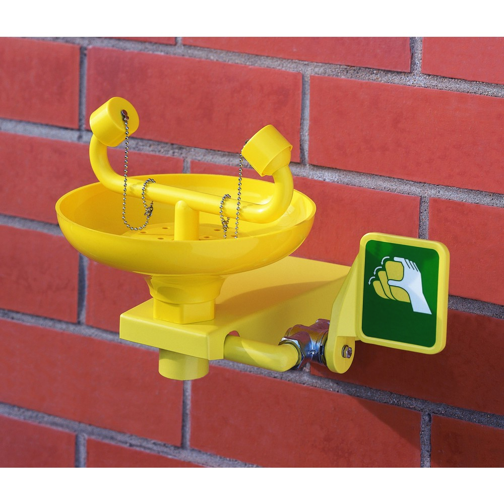Illustration du produit: Douche oculaire Erbstößer®, DIN EN 15154-2 et ANSI Z 358, montage mural, avec cuvette de récupération en plastique, à double jets