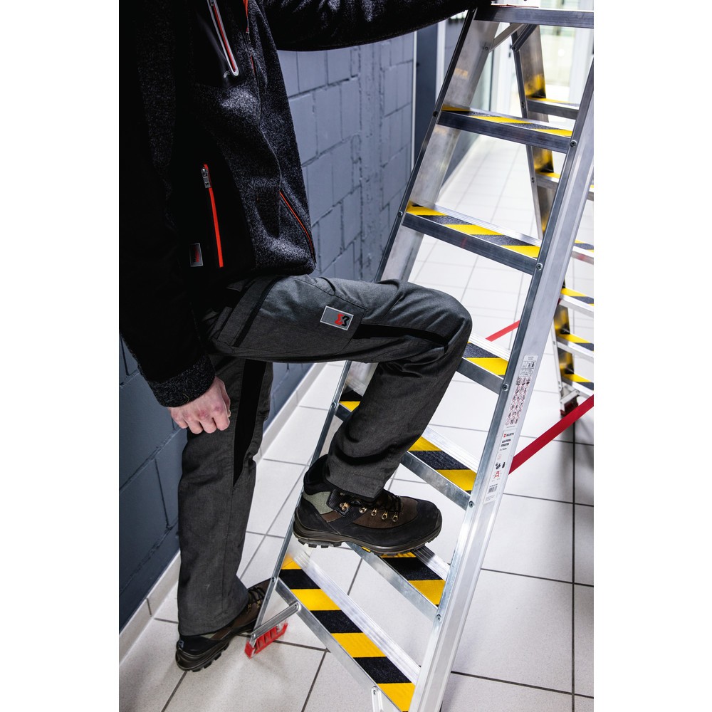 Produktabbildung Nr. 5: DURABLE Antirutschband DURALINE® GRIP+, Breite 50 mm, gelb/schwarz, 2 Stk/VE