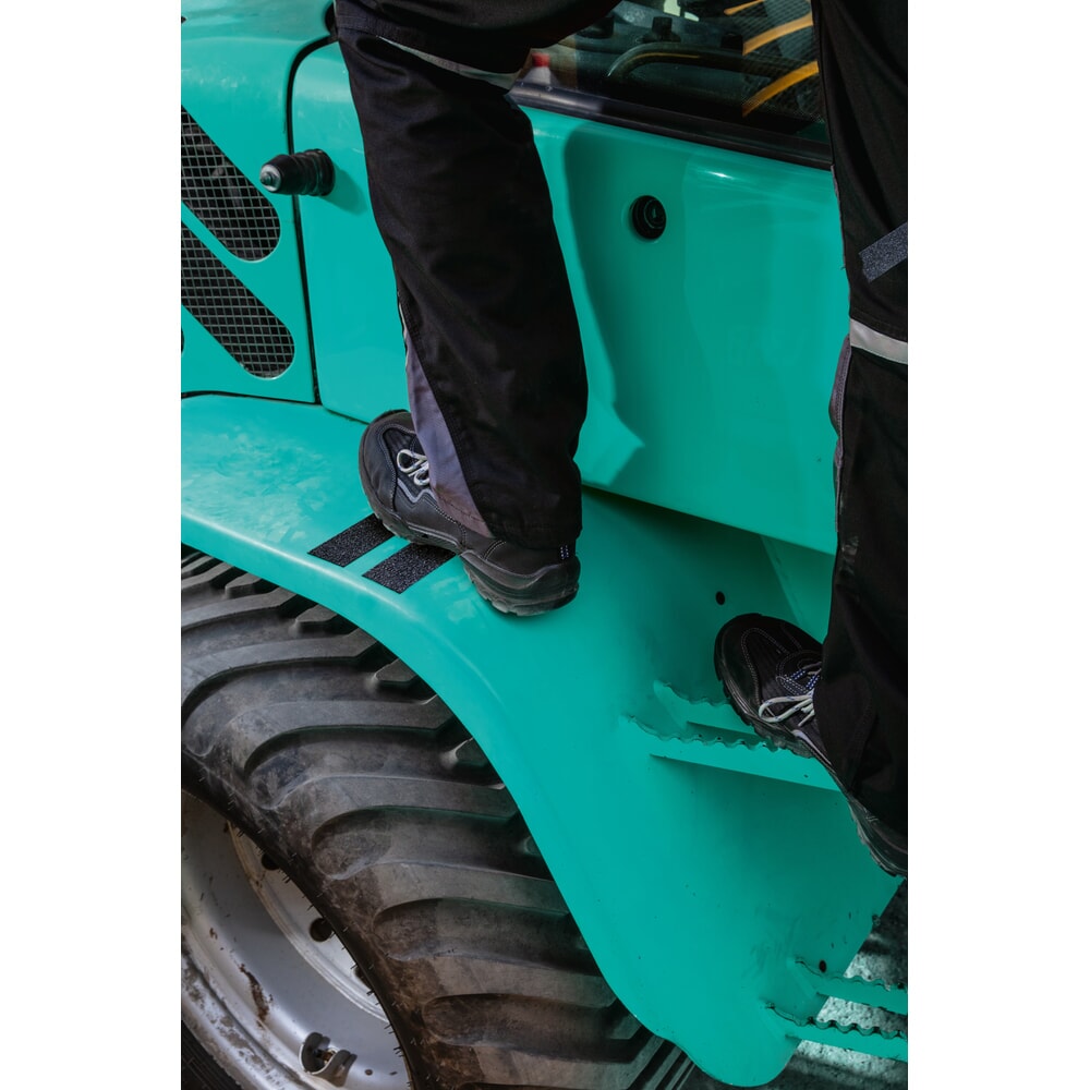 N° de l'image du produit 2 : DURABLE Bande antidérapante DURALINE® GRIP+, largeur 25 mm, noir, 5 pcs/UV