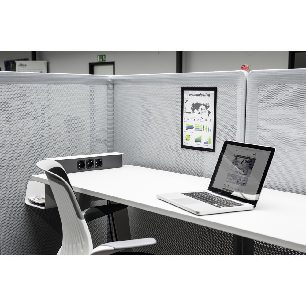 Produktabbildung Nr. 2: DURABLE Info-Rahmen DURAFRAME® GRIP A4, mit Klettstreifen und Magnetverschluss, schwarz