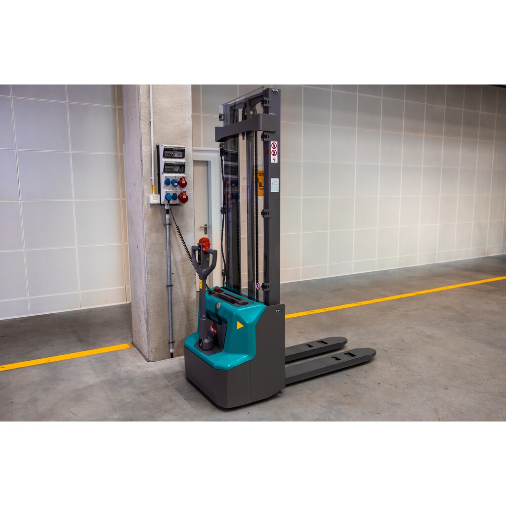 C-Ware Elektro-Stapler Ameise® PSE 1.2 - Lithium-Ionen, Zweifach-Teleskop-Hubgerüst, Hubhöhe 3.600 mm, Tragkraft 1.200 kg Produktabbildung Nr. 9: C-Ware Elektro-Stapler Ameise® PSE 1.2 - Lithium-Ionen, Zweifach-Teleskop-Hubgerüst, Hubhöhe 3.600 mm, Tragkraft 1.200 kg