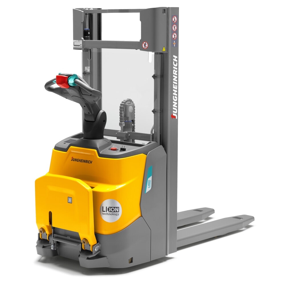 Illustration du produit: Jungheinrich gerbeur électrique ERC 110i ZT avec plateforme de conduite, mât télescopique double, hauteur de levage 2 300 mm, capacité de charge 1 000 kg, hydraulique proportionnelle