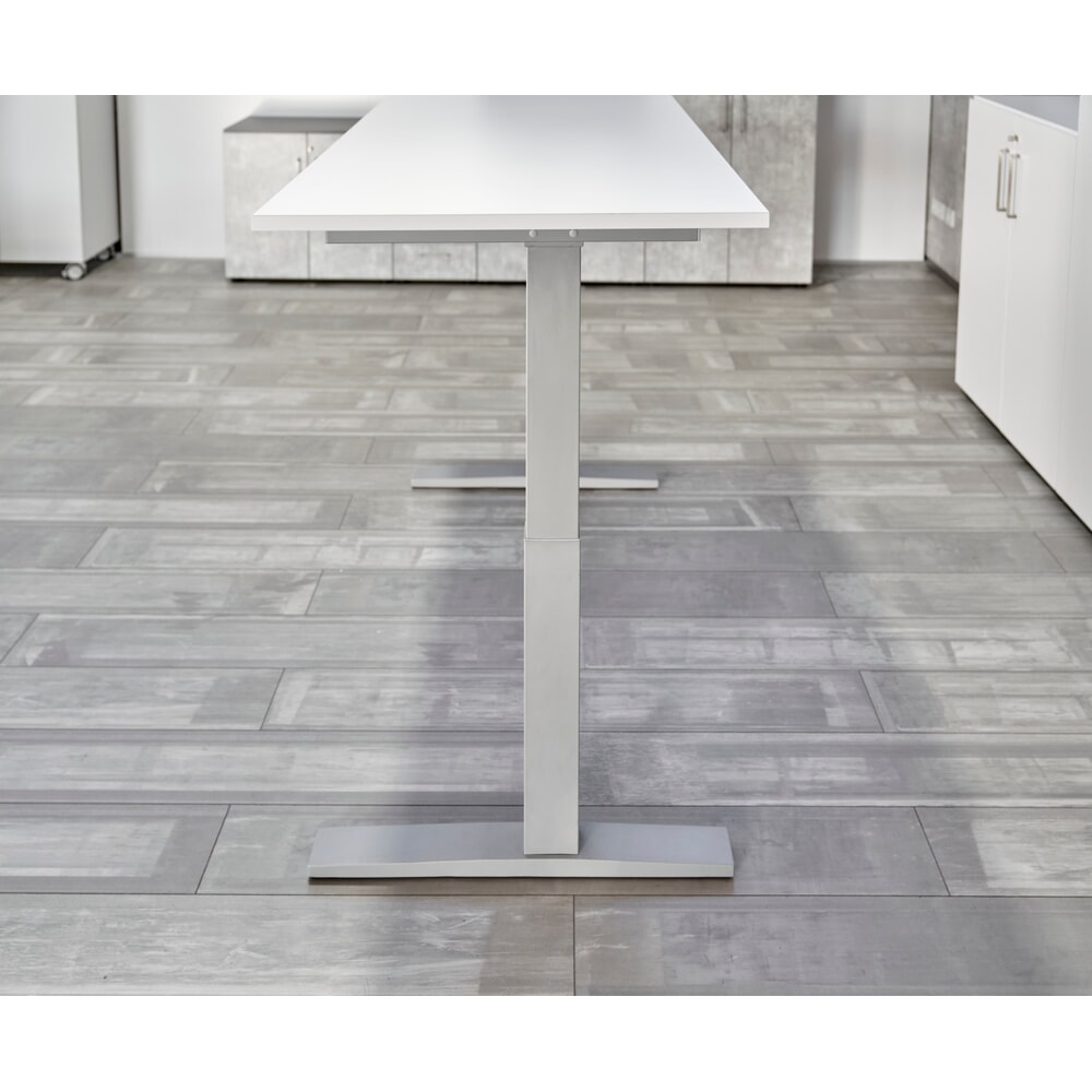 Produktabbildung Nr. 9: Hammerbacher Elektrisch höhenverstellbarer Schreibtisch 1-stufig, C-Fuß, BxT 1.800 x 800 mm,  Ahorn, silber