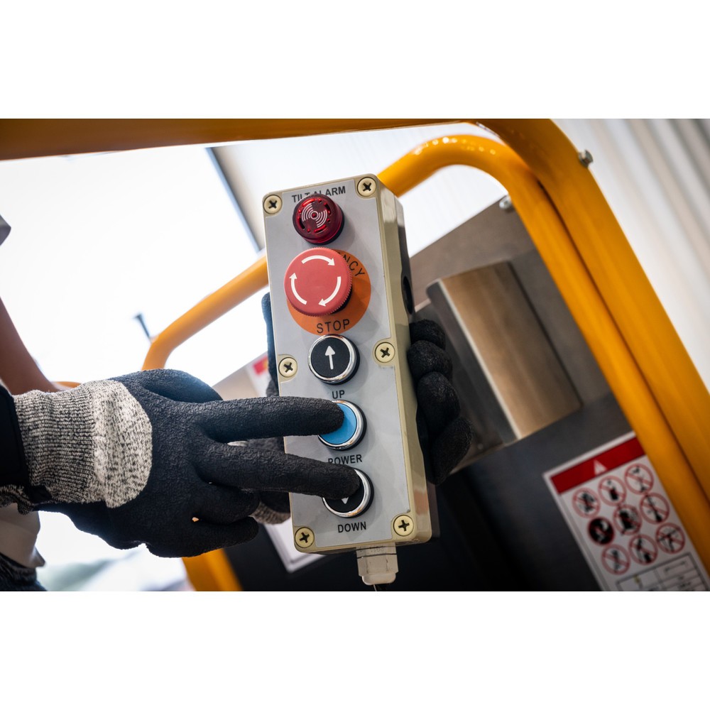 Produktabbildung Nr. 2: Haulotte Scherenarbeitsbühne SWIFT UP 4.5, handverfahrbar, Arbeitshöhe 4,5 m