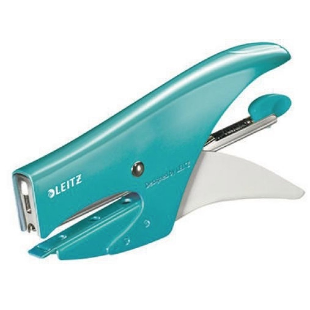 Leitz Heftzange WOW 55312051 max. 15Blatt Metall eisblau Produktabbildung: Leitz Heftzange WOW 55312051 max. 15Blatt Metall eisblau
