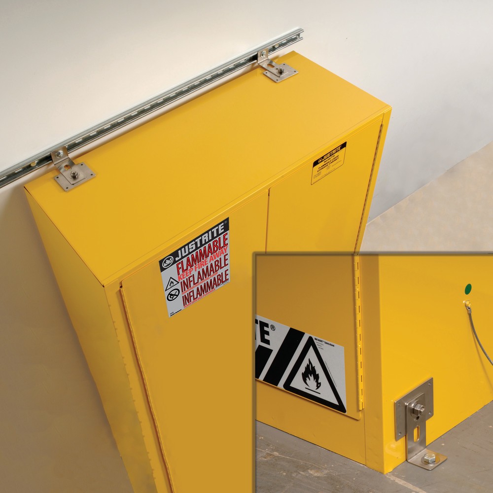 N° de l'image du produit 6 : Jeu de supports sismiques pour armoires de sécurité Justrite®