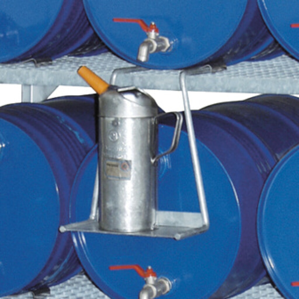 Kannenhalter für CEMO Fassregale und Stapelgestelle mit GFK-Auffangwannen, BxT 230 x 100 mm, verzinkt Produktabbildung: Kannenhalter für CEMO Fassregale und Stapelgestelle mit GFK-Auffangwannen, BxT 230 x 100 mm, verzinkt