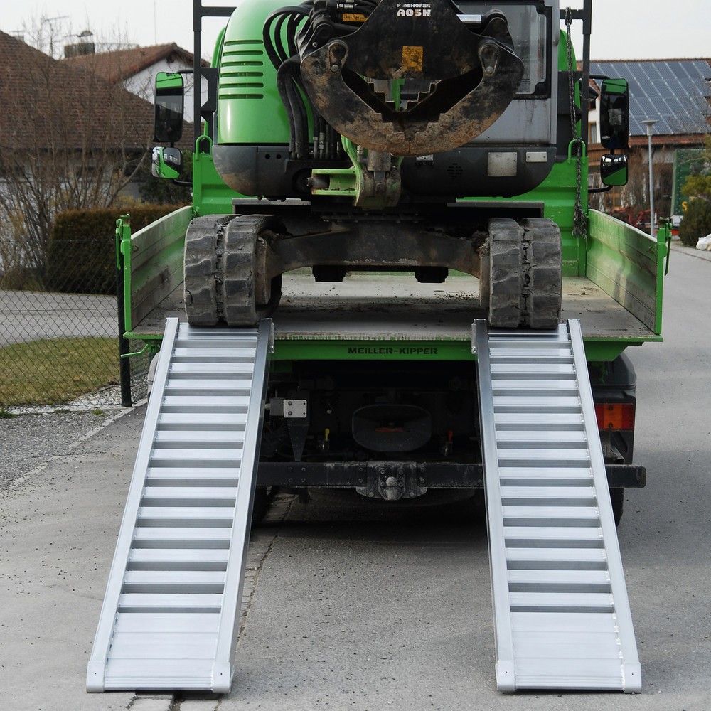 Product afbeelding: Laadrails met roeden, zonder rand, cap. 1.660 kg/paar, lengte 2.340 mm