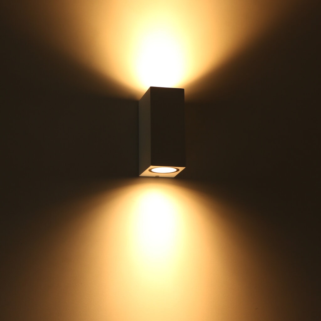 LED Outdoor-Wandleuchte San Francisco - 2xGU10 IP44 - weiß Produktabbildung Nr. 3: LED Outdoor-Wandleuchte San Francisco - 2xGU10 IP44 - weiß