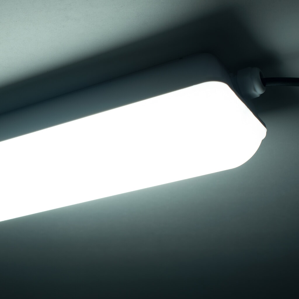 LED Wannenleuchte Strip - 1x11W 30cm 1200lm CCT IP65 Sensor Produktabbildung Nr. 10: LED Wannenleuchte Strip - 1x11W 30cm 1200lm CCT IP65 Sensor