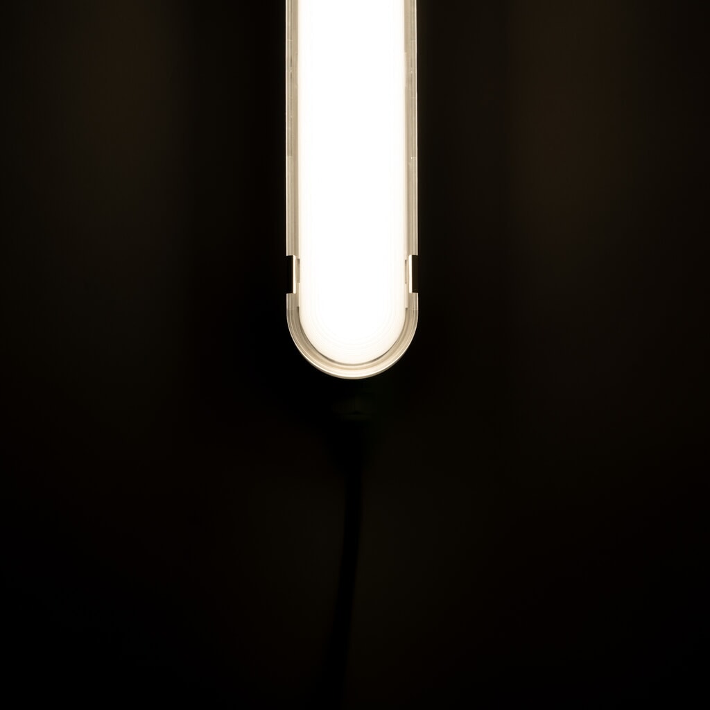 LED Wannenleuchte Strip - 1x18W 60cm 2880lm 4000K UGR Produktabbildung Nr. 4: LED Wannenleuchte Strip - 1x18W 60cm 2880lm 4000K UGR