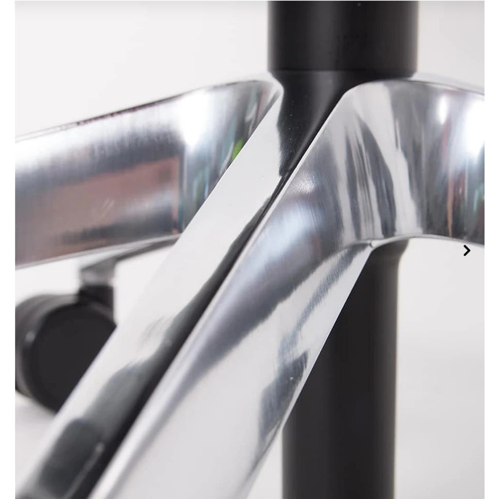 Produktabbildung Nr. 2: lento agilis matrix MT13 Bürostuhl, 100% Echtleder, hellgrauer Sitz, hellgraue Rückenlehne, Aluminium-Fußkreuz