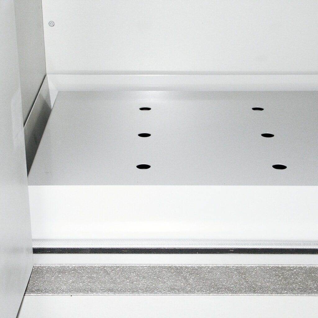 Produktabbildung: Lochblecheinsatz für PRIORIT Sicherheitsschrank Typ 90, Stahlblech, BxT 490 x 442 mm
