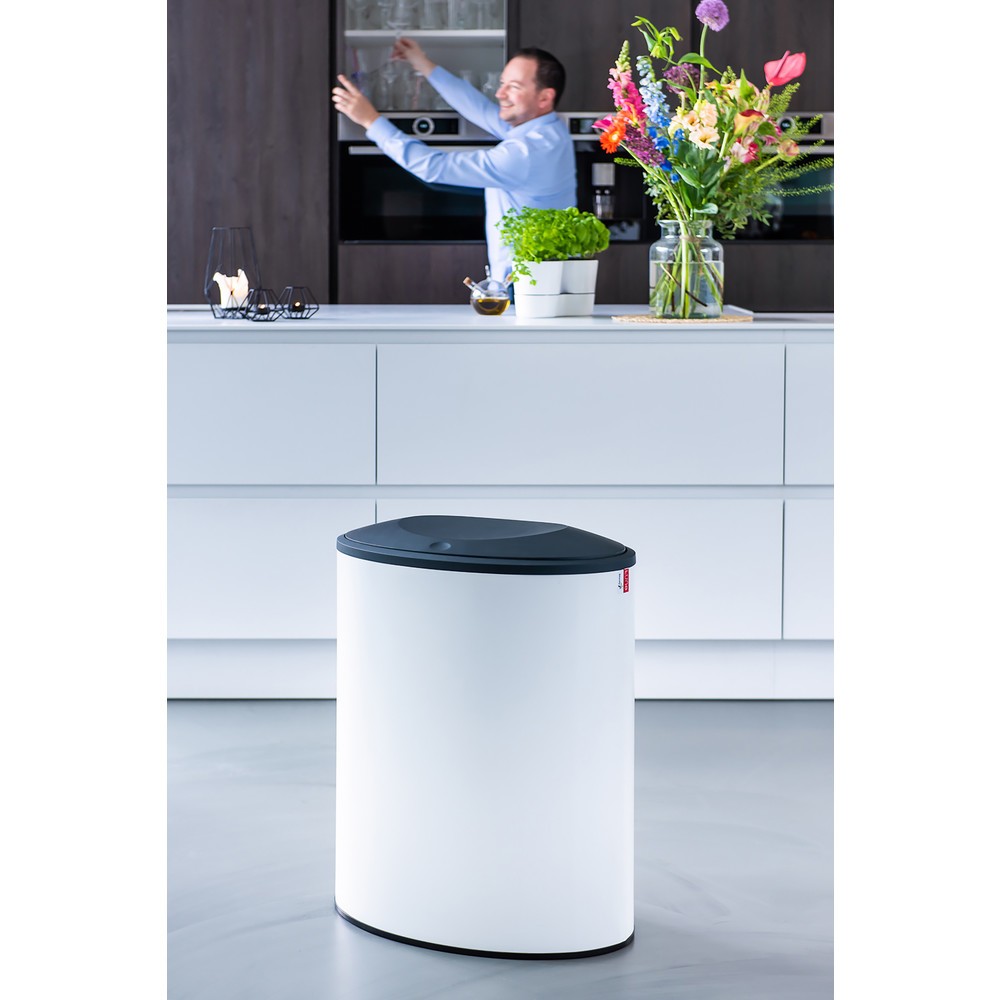 Produktabbildung Nr. 8: LUNE Design-Abfalleimer Binc, weiß, schwarz, mit geschlossenem Deckel
