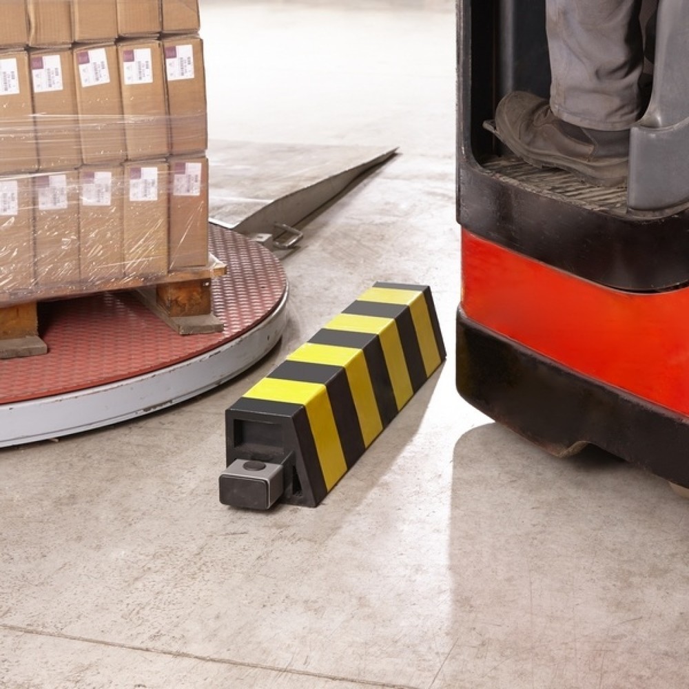 Produktabbildung Nr. 2: MOTTEZ Bodenprofil Rammschutz