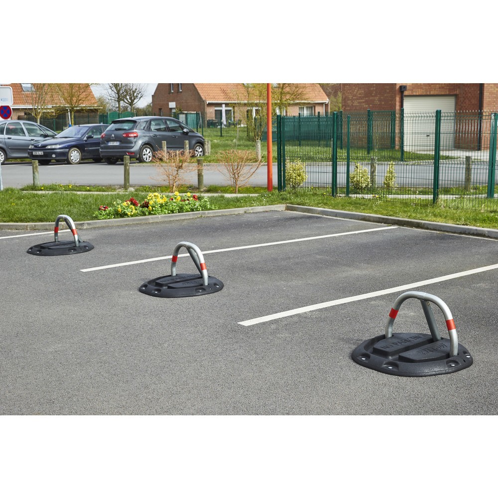 Productafbeelding nr. 11: MOTTEZ parkeerplaatsbeugel van gegoten rubber met slot