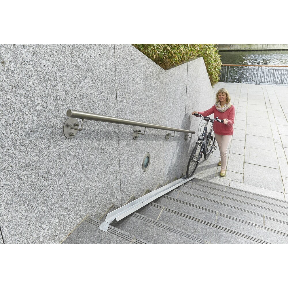N° de l'image du produit 2 : MOTTEZ Rampe à vélo pour escaliers