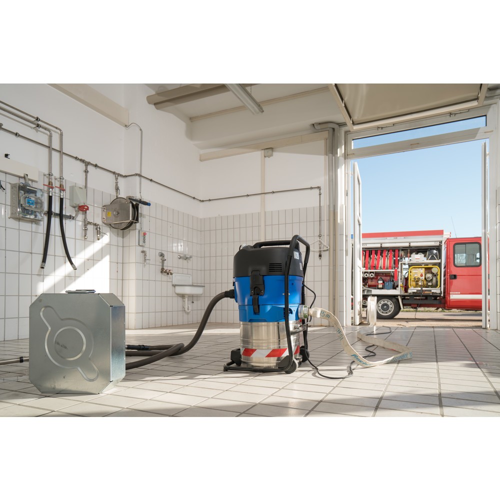 Produktabbildung Nr. 10: Nilfisk® Feuerwehrsauger ATTIX 751-71 MWF
