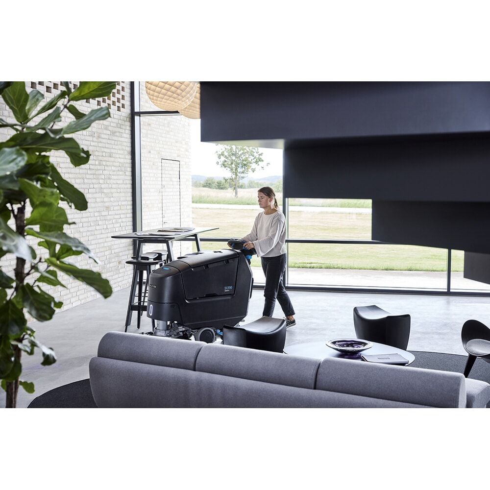 Produktabbildung Nr. 4: Nilfisk® Handgeführte Scheuersaugmaschine SC550 D 61 LI-ION
