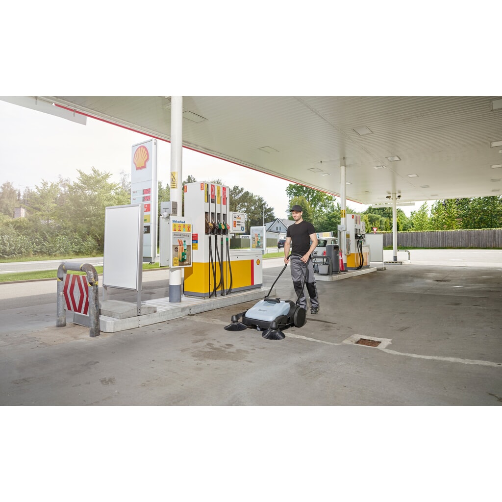 Nilfisk® Handkehrmaschine mit Überwurfkehrprinzip SW250, Kehrbreite 920 mm Produktabbildung Nr. 5: Nilfisk® Handkehrmaschine mit Überwurfkehrprinzip SW250, Kehrbreite 920 mm