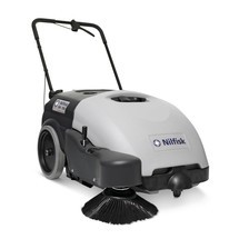 Produktabbildung Nr. 1: Mitgänger-Handkehrmaschine Nilfisk® SW 750