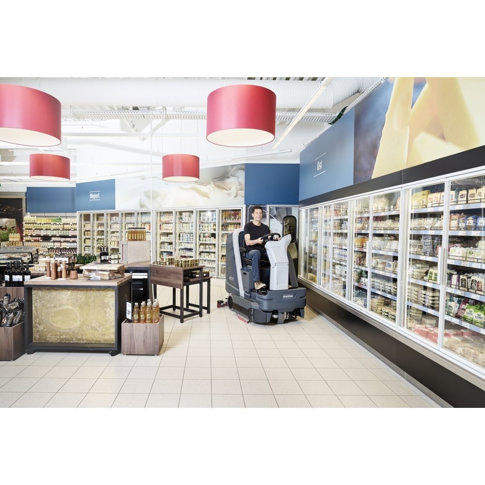 Číslo obrázku produktu 8: Nilfisk® zametací a vysávací stroj se sedící obsluhou SC6000 910C, pracovní šířkou 914 mm