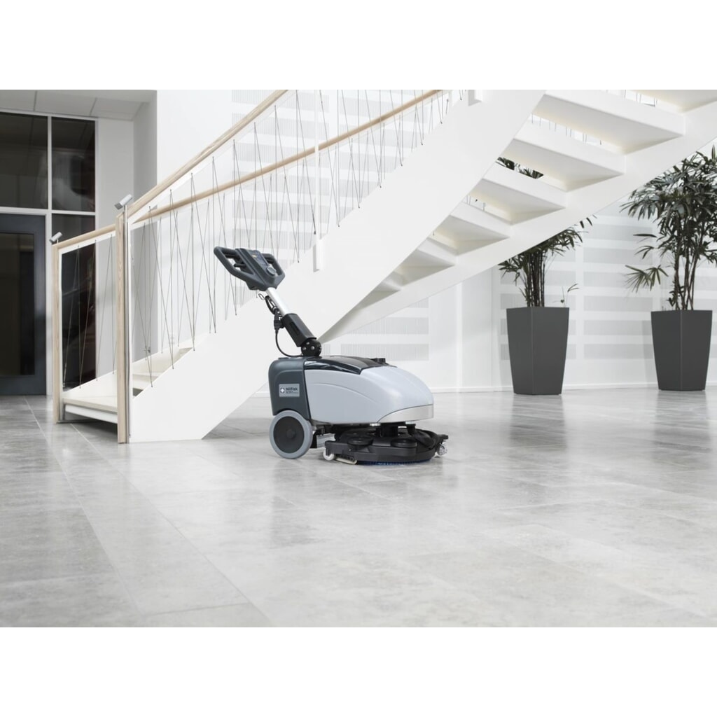 Produktabbildung Nr. 6: Nilfisk® Handgeführte Scheuersaugmaschine SC 351