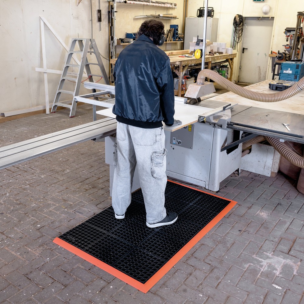 N° de l'image du produit 3 : Tapis anti-fatigue en caoutchouc nitrile, LxP 660 x 1 020 mm
