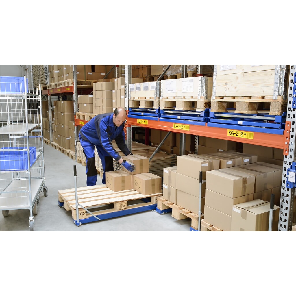 Palettenauszug, Bodenmodell, Tragkraft 800 kg, 85 % Auszugstiefe, mit 700 mm Standardgriff Produktabbildung Nr. 2: Palettenauszug, Bodenmodell, Tragkraft 800 kg, 85 % Auszugstiefe, mit 700 mm Standardgriff