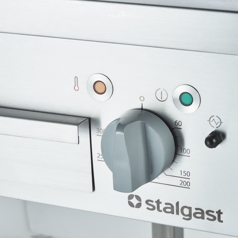 N° de l'image du produit 2 : Plaque de cuisson électrique Stalgast à poser - lisse, base ouverte, 400 x 700 x 850 mm (L x P x H)