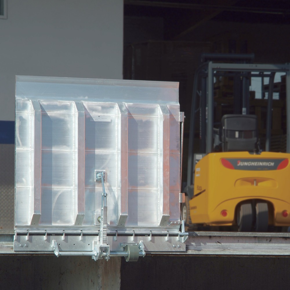 Immagine del prodotto n. 2: Ponte basculante, a molla con dispositivo di sicurezza anti-caduta, portata 2.500 kg, LxL 1.250 x 1.315 mm