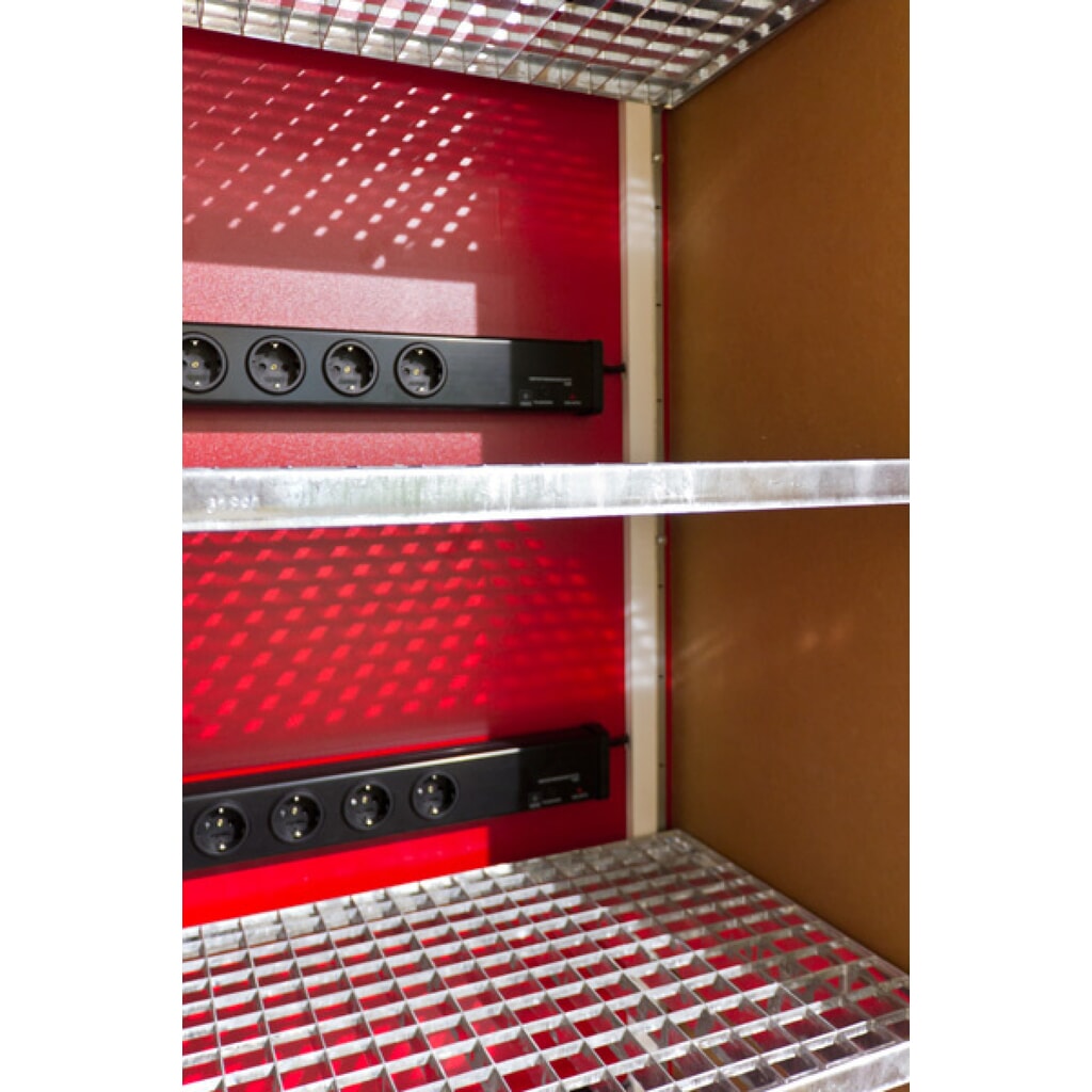 Produktabbildung Nr. 2: PRIORIT Akku-Sicherheitsschrank für Lithium-Ionen Batterien PRIOCAB-Li EI90, 4 Lagerebenen, Belüftungssystem, 1x 10 Steckdosen