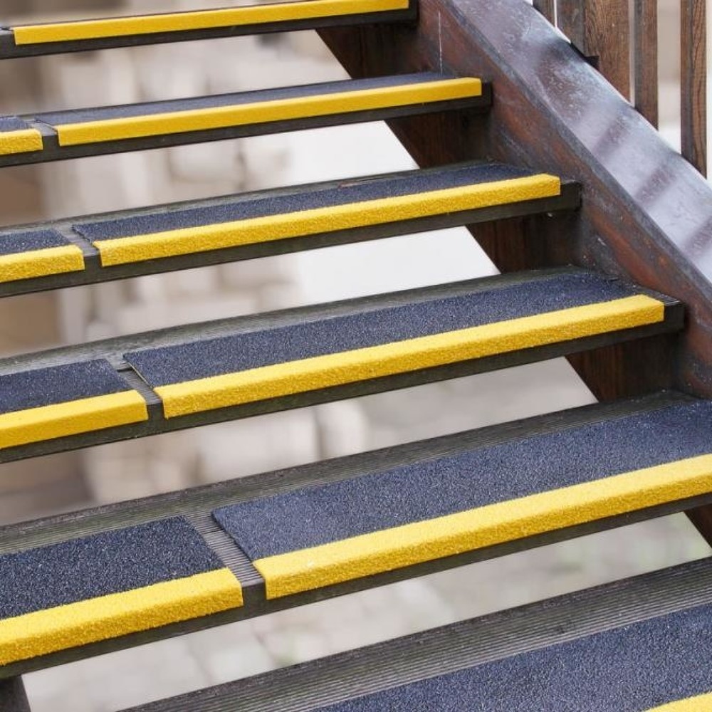 Immagine del prodotto: Profilo bordi in plastica rinforzata con fibre di vetro (GFK), bordo giallo, lunghezza 1.000 mm