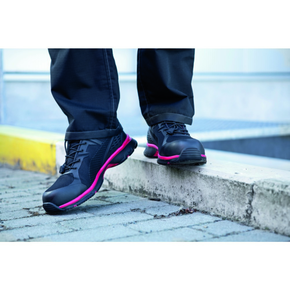 Produktabbildung Nr. 9: PUMA® Sicherheitshalbschuh Fuse Motion 2.0 RED LOW S1P ESD HRO SRC Größe 39, schwarz/rot