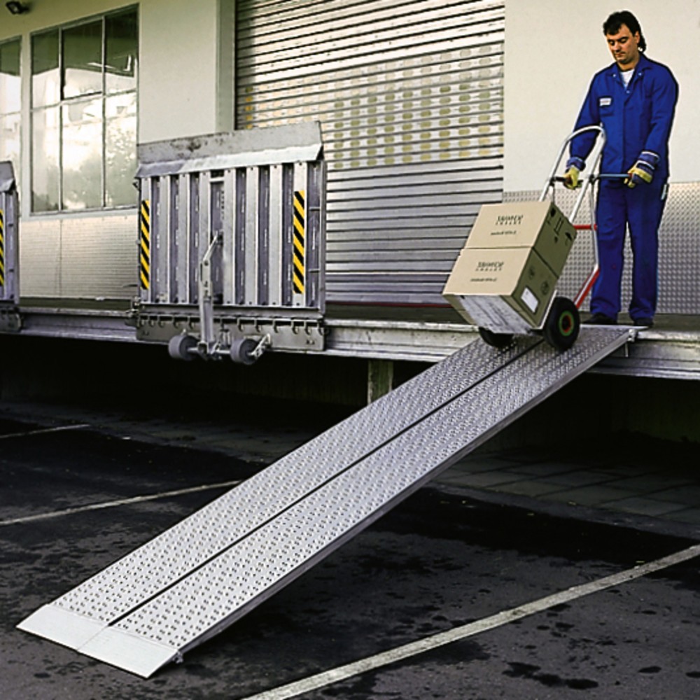 N° de l'image du produit 7 : Rail de chargement en aluminium, antidérapants, capacité de charge 435 kg/pce, l x L 200 x 1 500 mm