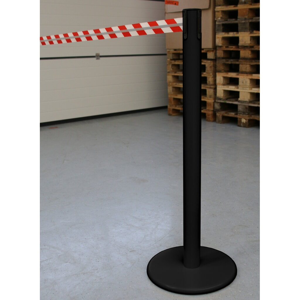 Produktabbildung Nr. 4: RS-GUIDESYSTEMS® Gurt-Absperrpfosten GLA 45-J REFLECTO, Länge 3,5 m, Breite 50 mm, Pfosten schwarz, Gurt rot/weiß