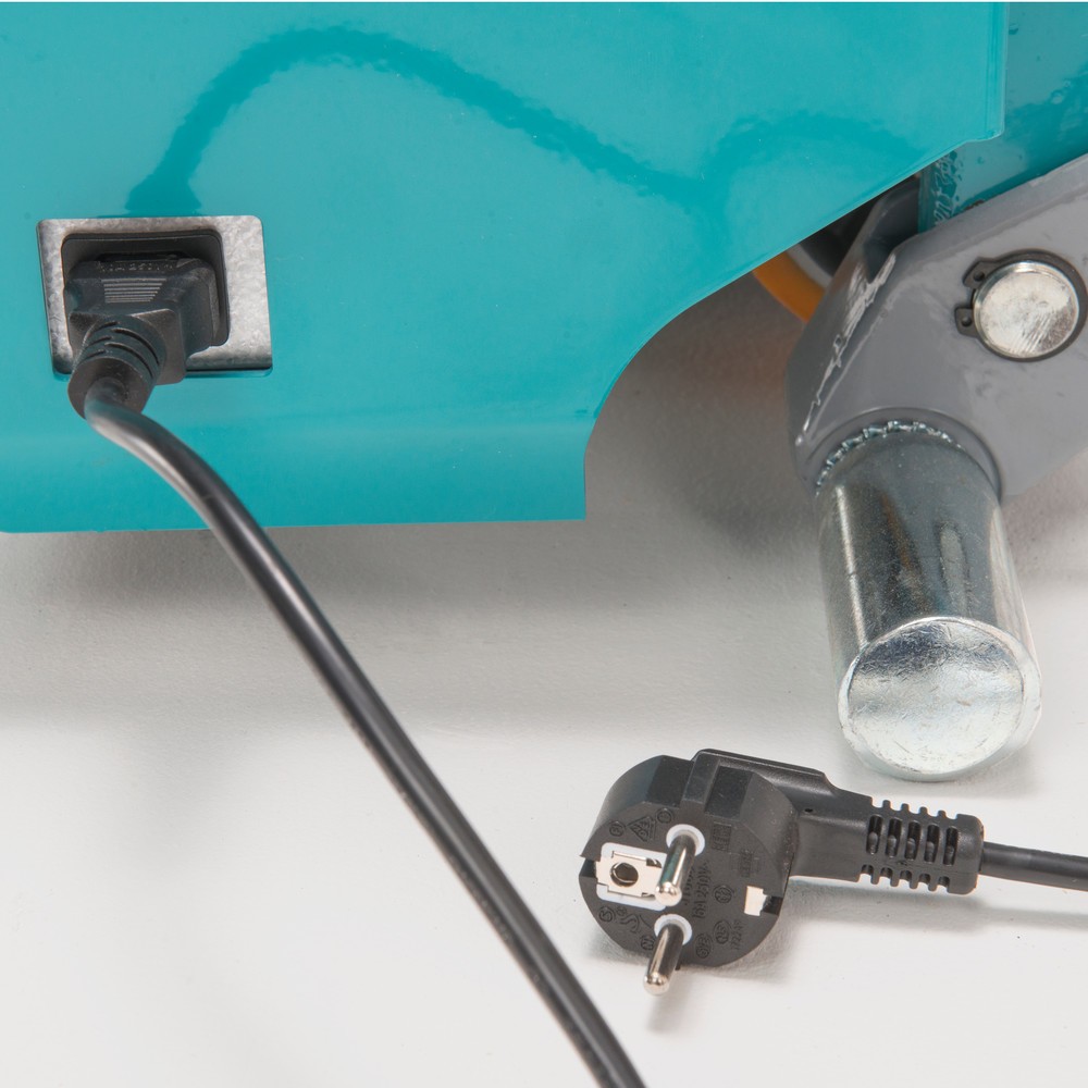 Produktabbildung Nr. 2: C-Ware Scheren-Hubwagen Ameise® PTM 1.5 elektrohydraulisch, Tragkraft 1.500 kg, Gabellänge 1.520 mm, Polyurethan