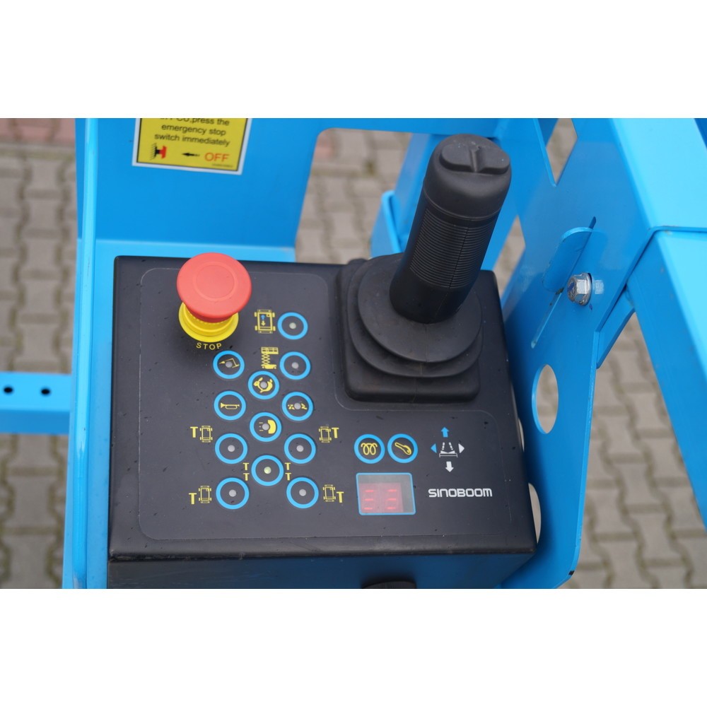 Produktabbildung Nr. 3: Sinoboom Gelände-Scherenarbeitsbühne 4069RE, elektrisch verfahrbar, max. 14,20 m Arbeitshöhe, Tragkraft 365 kg