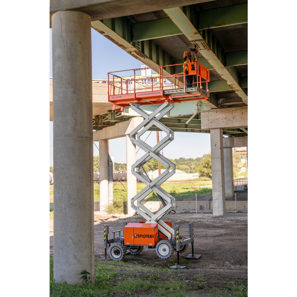 Produktabbildung Nr. 2: Snorkel Gelände-Scherenarbeitsbühne S2770RT, Tragkraft 580 kg, Arbeitshöhe 10,1 m