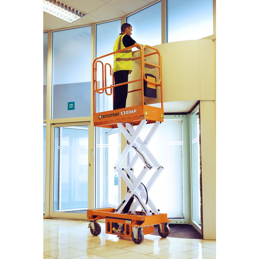 Produktabbildung Nr. 5: Snorkel Scherenarbeitsbühne S3006P, max. 4 m Arbeitshöhe