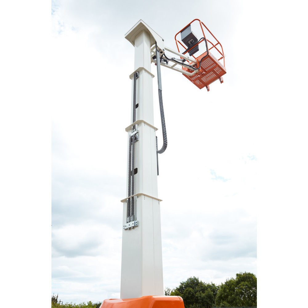 Produktabbildung Nr. 2: Snorkel Teleskopmastbühne MB20J, elektrisch verfahrbar, TK 215 kg, max. 8,1 m Arbeitshöhe, max. 2.6 m Reichweite